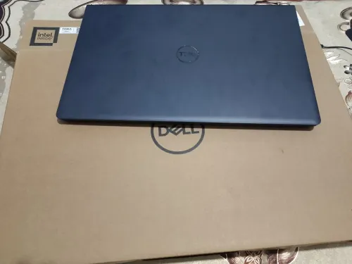 PC DELL VOSTRO 3520