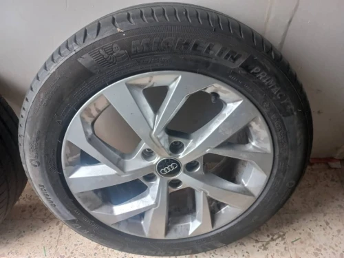 Pneus Michelin 215 55 17