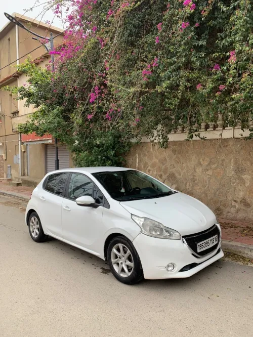 Peugeot 208 2013 Allure