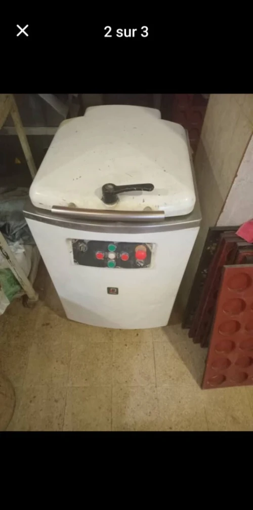 avendre  فيتيلا vitella صنع إيطالي  Made in italy