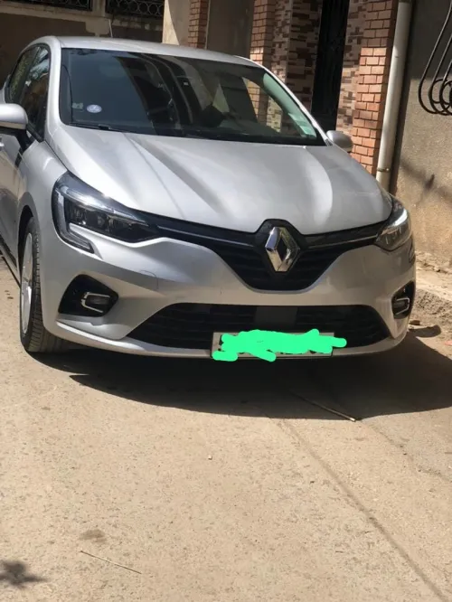 Renault Clio 5 2022 Bisnes