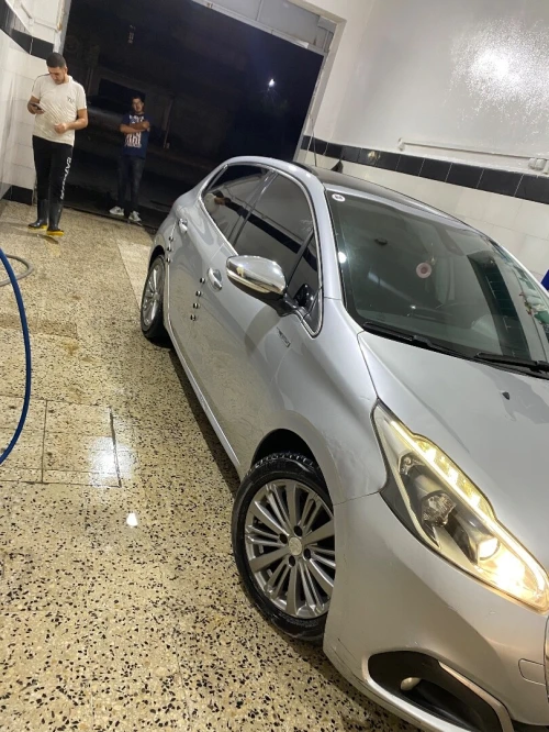 Peugeot 2008 2015 Allure