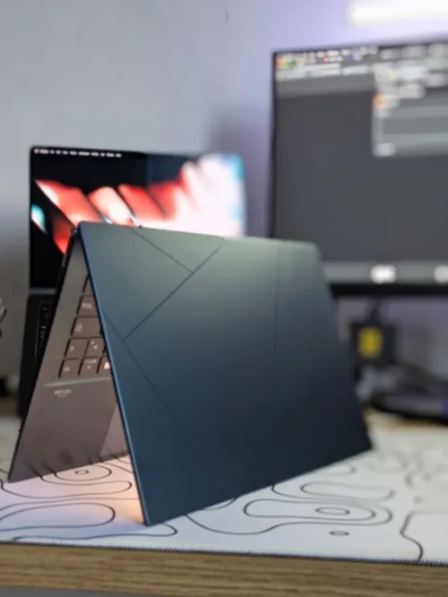 ASUS ZENBOOK 14 OLED 2.8K | INTEL I7 -1260P | 16GB RAM  DDR5 | 14 POUCE 2.8K  OLED 90 hz TACTILE