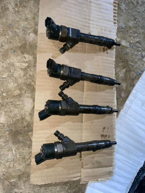 Injecteurs 1.9 DCi