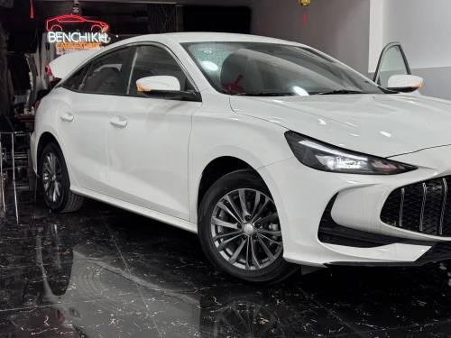 MG MG5 2026 Version china