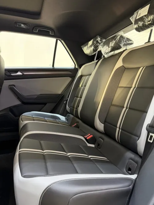 Volkswagen T-Roc 2026 R