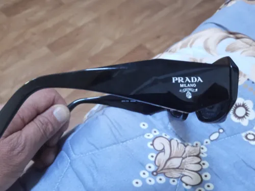 Lunette femme et homme PRADA MILANO original