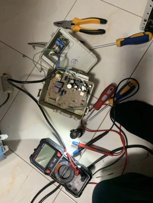 Électricien Bâtiment Qualifié à Tizi-Ouzou  Devis Gratuit !