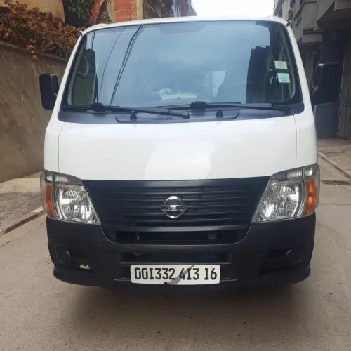 Nissan Urvan 2013
