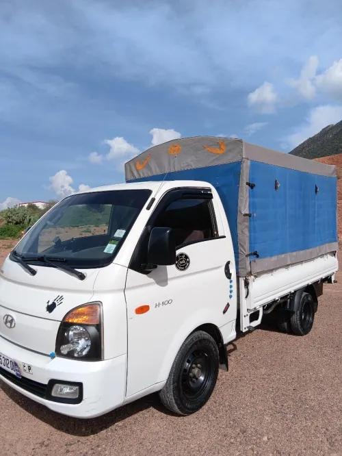 Hyundia H100 2012
