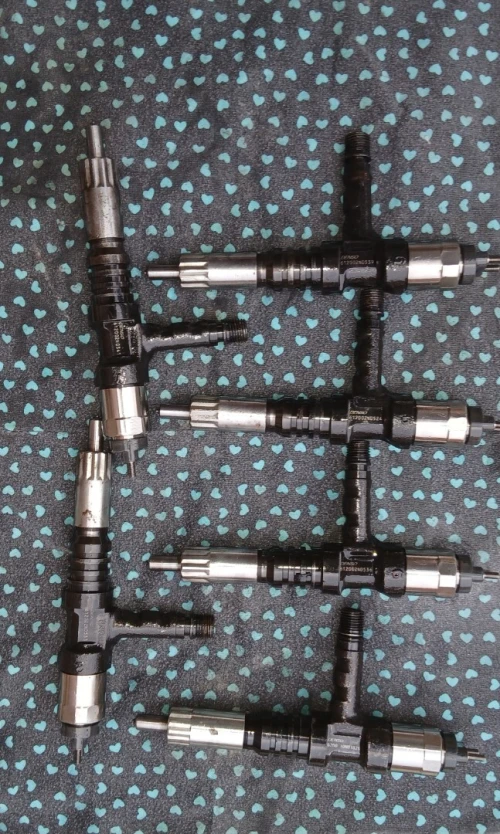 06 injecteur komatsu A6 moteur E5