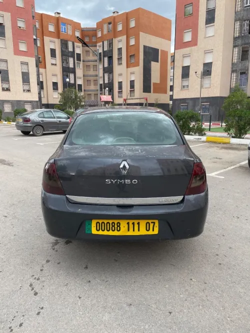 Renault Symbole 2011 Latout