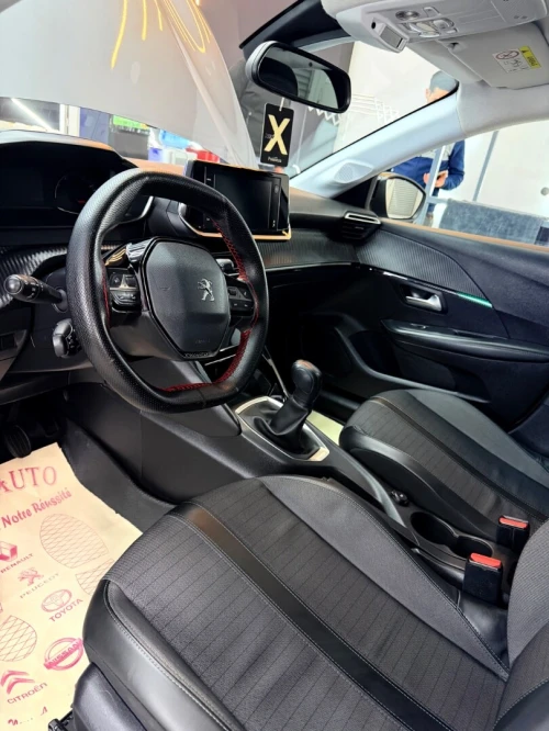 Peugeot 208 2022 Allure Facelift