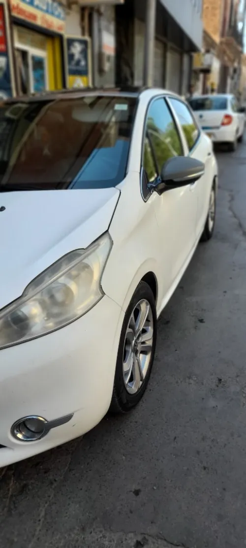 Peugeot 208 2015 Active