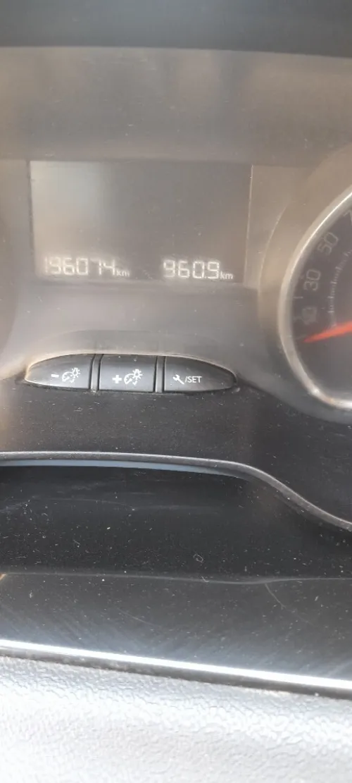 Peugeot 208 2015 Active