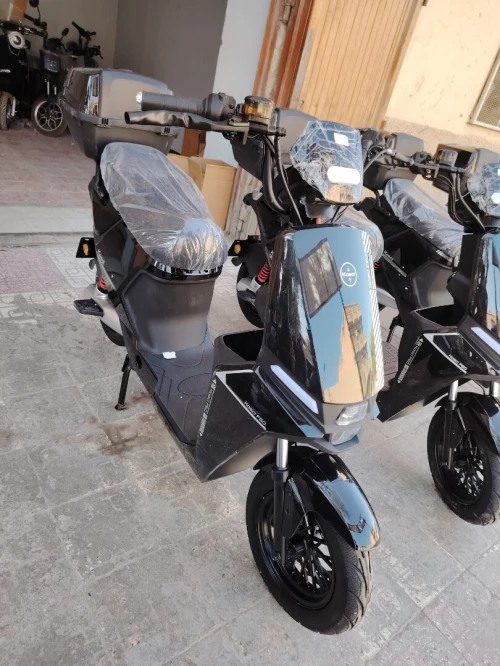Niu scooter moto électrique MIMO ROKITTA SOUN VENTI TMAX 2025