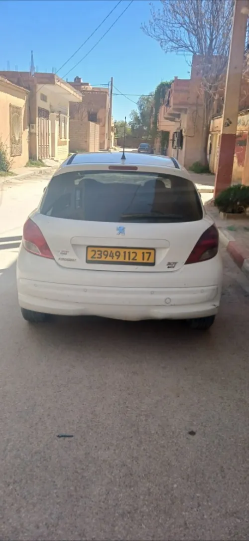 Peugeot 207 2012 
