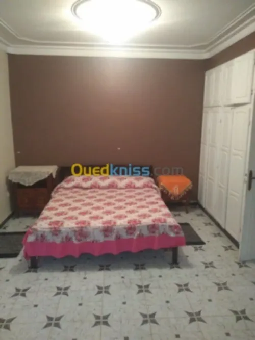 Location vacances Appartement Niveau de villa F2 Alger Ain taya