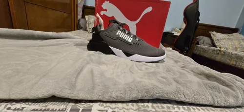 Basquettes puma gris avec boîte 