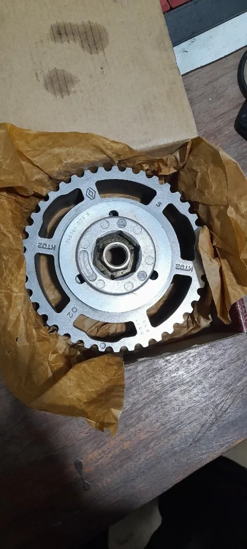 pignon pompe injection 1.9 dti
