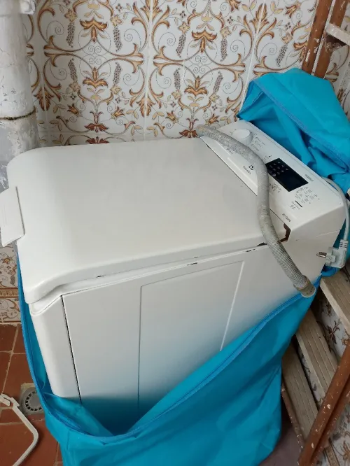 Carte mère et Moteur Machine à Laver Electrolux & Quelques Pièces