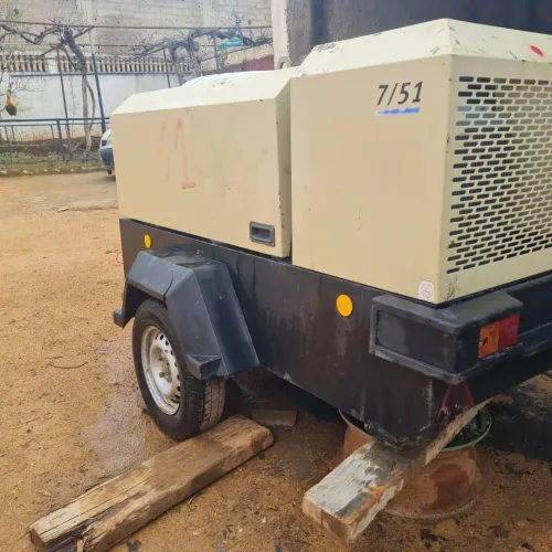 Compresseur  yanmar 8 bar 2013