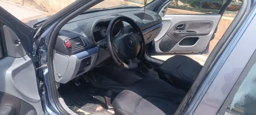 Renault Clio classique 2008 Tout options