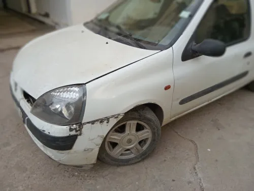 Renault Clio 2 2002 Société