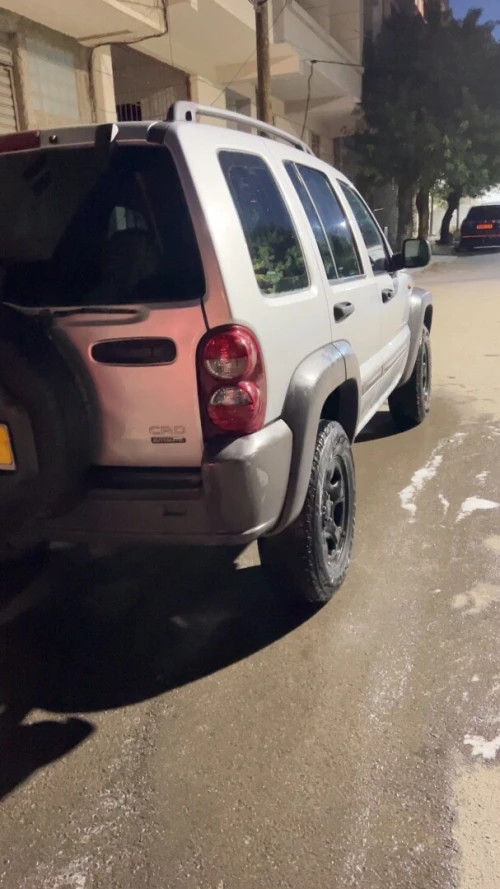 Jeep Cherokee 2005 