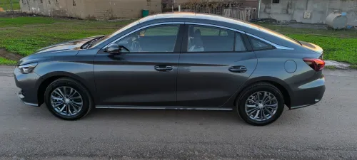 MG 5 2025 Ts options