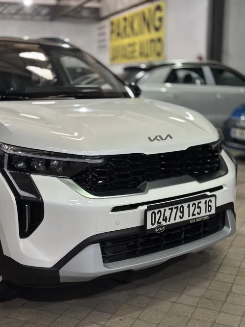 Kia Sonet 2025 LUXURY