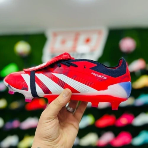 ADIDAS PREDATOR CRAMPONS