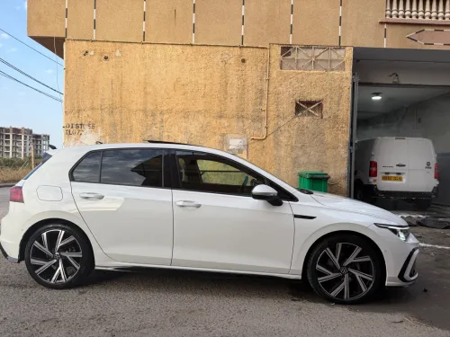 Volkswagen Golf 8 2021 R-Line