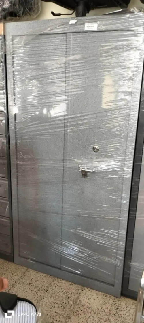 armoire blinde 2 porte en métallique 