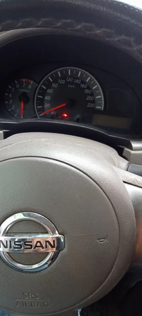NISAN MICRA 2011 