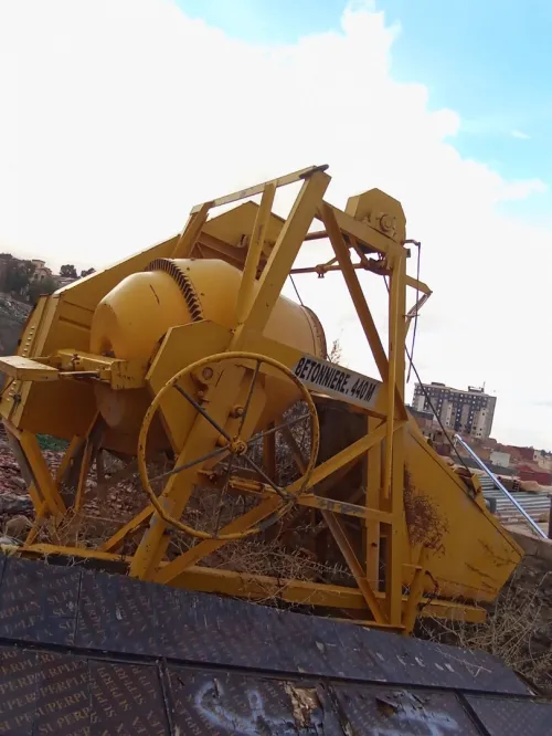 B440 Bétonnére mécanique 