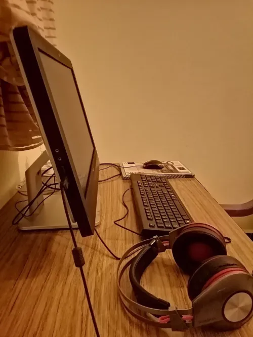 كمبيوتر مكتبي الكل في واحد DELL ALL IN ONE PC