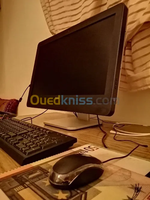 كمبيوتر مكتبي الكل في واحد DELL ALL IN ONE PC