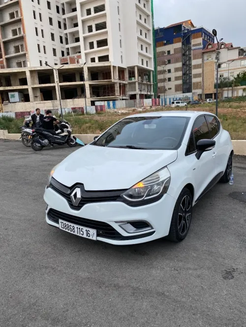 Renault Clio 4 2015 Limited