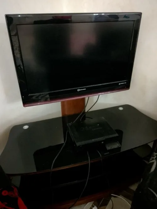 2 télévisions dêja utilisés à vendre.