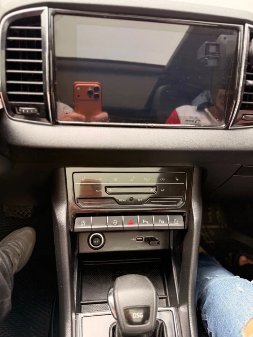 Skoda Karoq 2025 Luxury full option