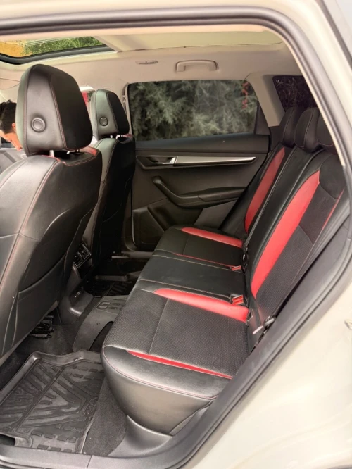 Skoda Karoq 2025 Luxury