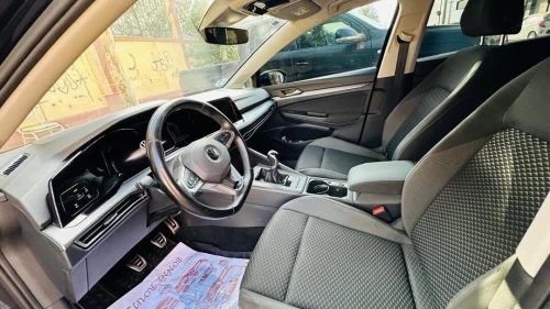 Volkswagen Golf 8 2021 Active
