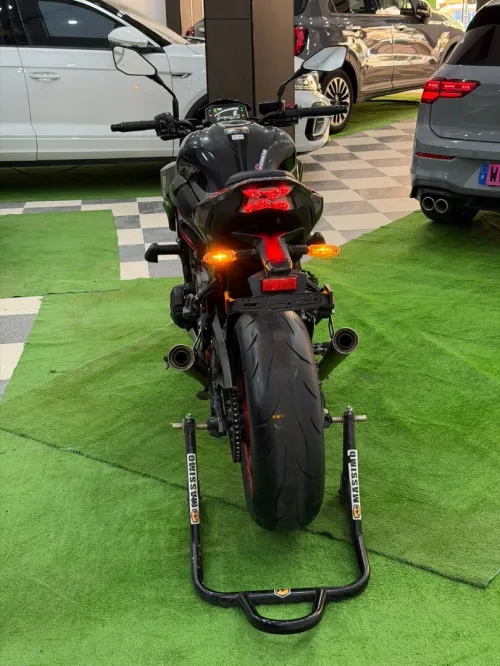Kawazaki Z900 2023