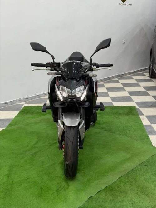 Kawazaki Z900 2023