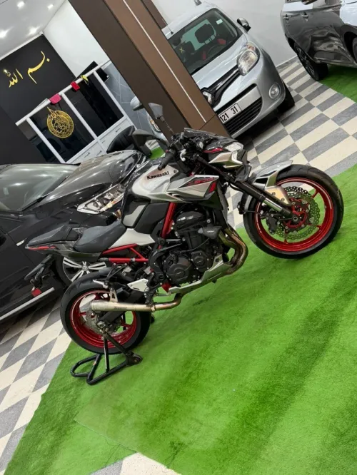 Kawazaki Z900 2023