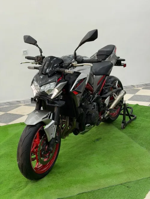 Kawazaki Z900 2023
