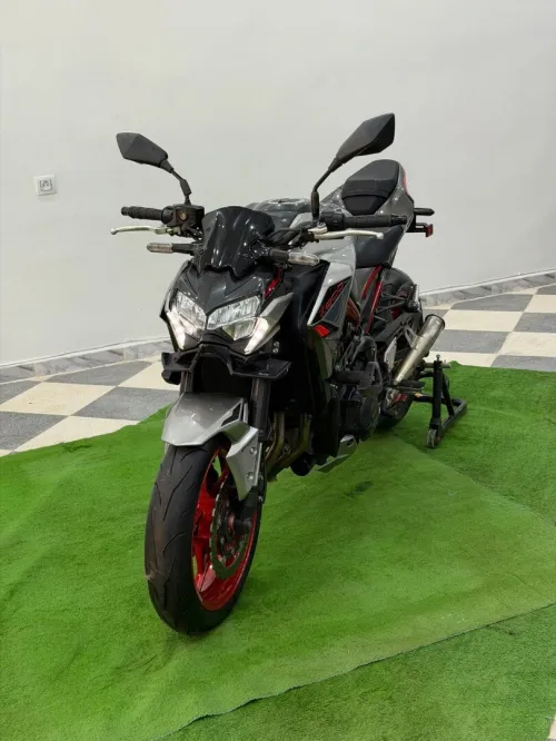 Kawazaki Z900 2023