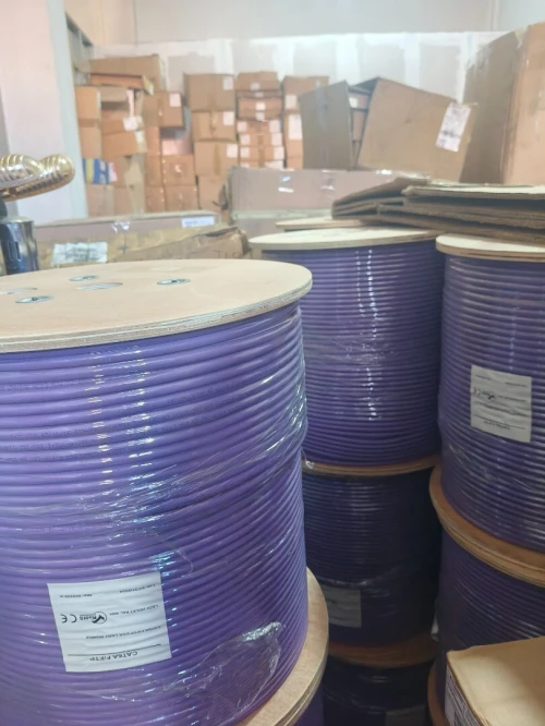 Câble réseau 4 paires FTP CAT 6 A LSZH