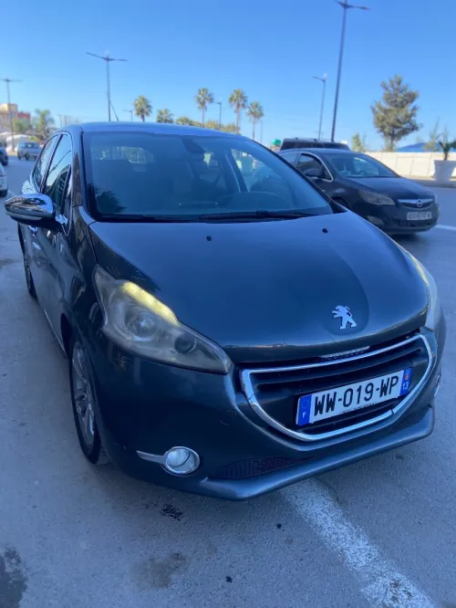 Peugeot 208 2014 Allure